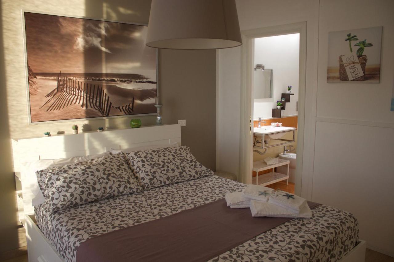 Sea View Life Hotel Карини Екстериор снимка