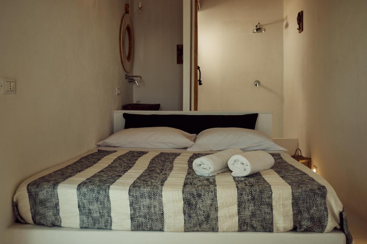 Sea View Life Hotel Карини Екстериор снимка