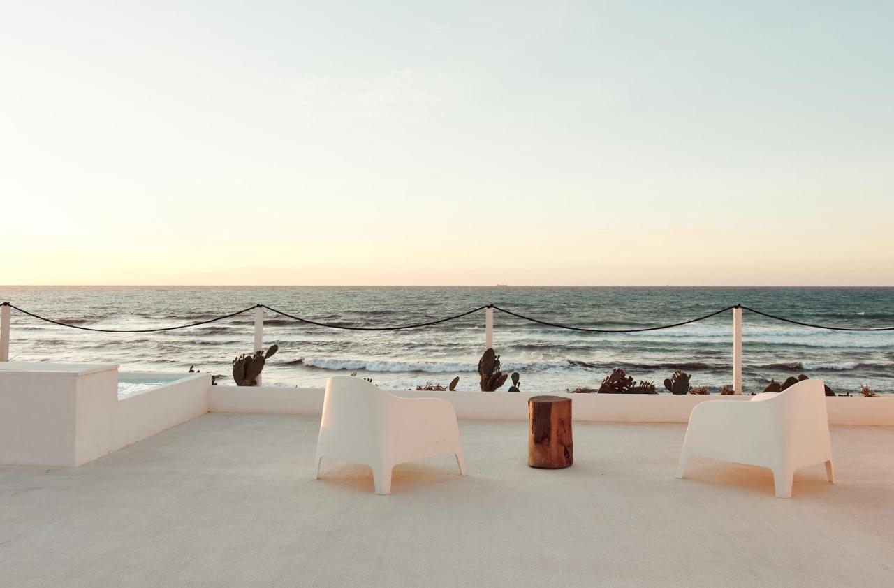 Sea View Life Hotel Карини Екстериор снимка