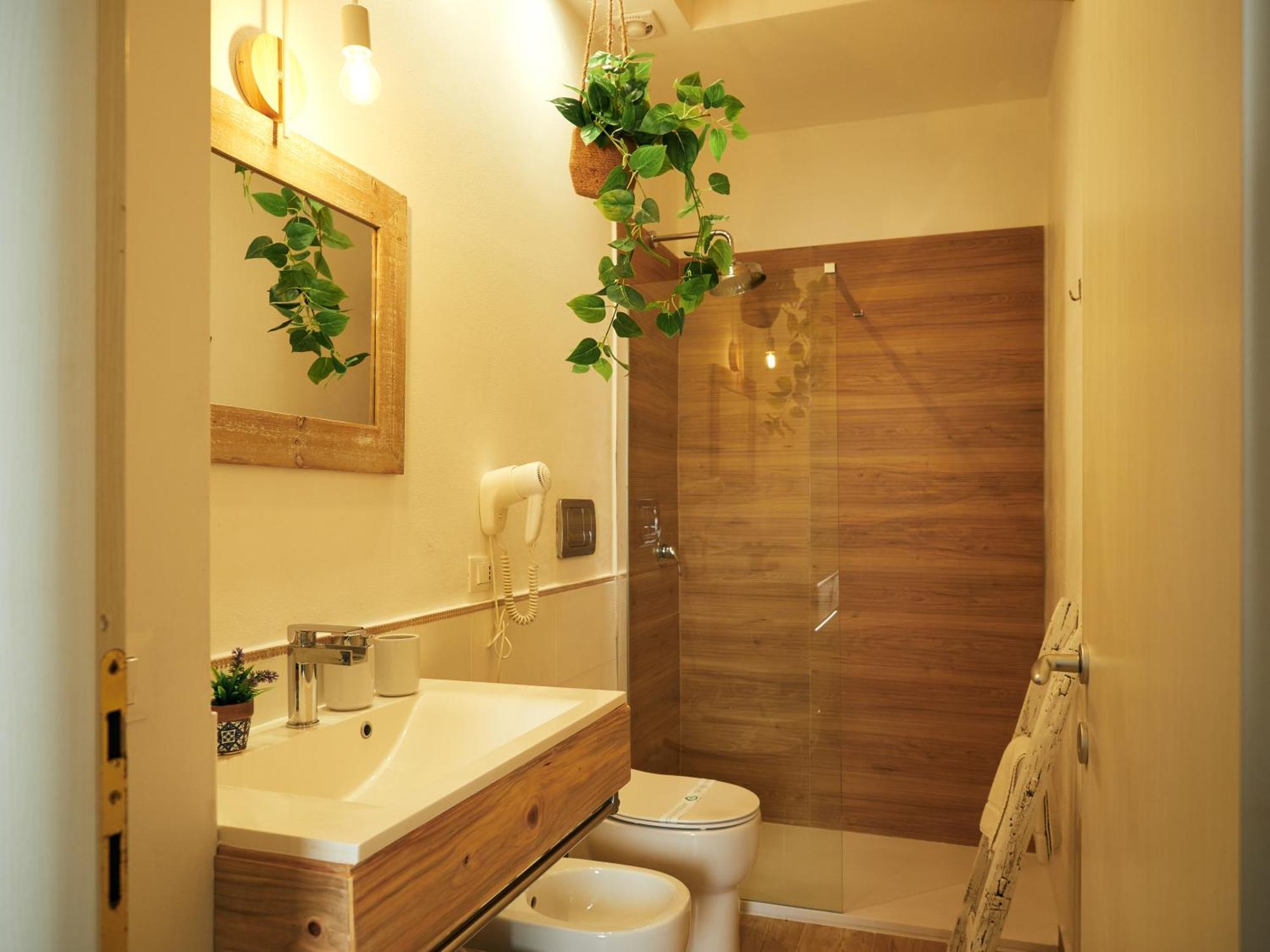 Sea View Life Hotel Карини Екстериор снимка